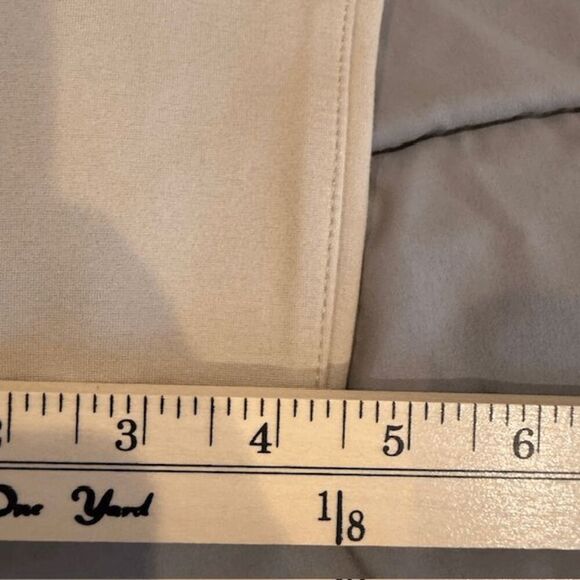 Stoosh Pull On Stretch Pants Creamy Beige Khaki Legging Size Medium - Picture 9 of 10